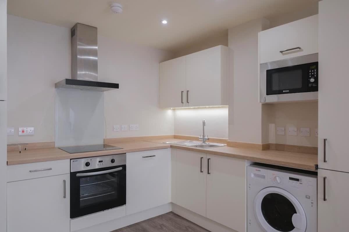 Charming 1-Bedroom Apartment In Leeds City Centre Perfect For Couples Or Solo Travelers Экстерьер фото
