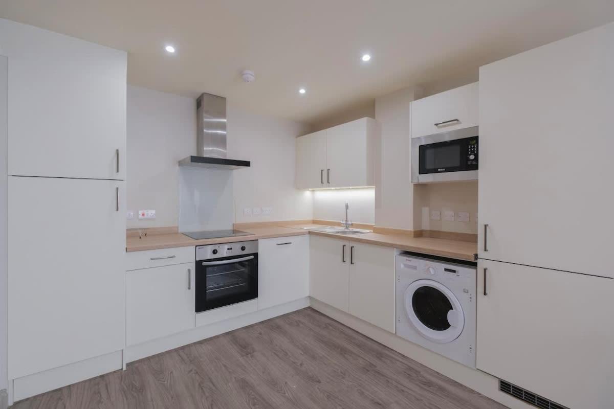 Charming 1-Bedroom Apartment In Leeds City Centre Perfect For Couples Or Solo Travelers Экстерьер фото